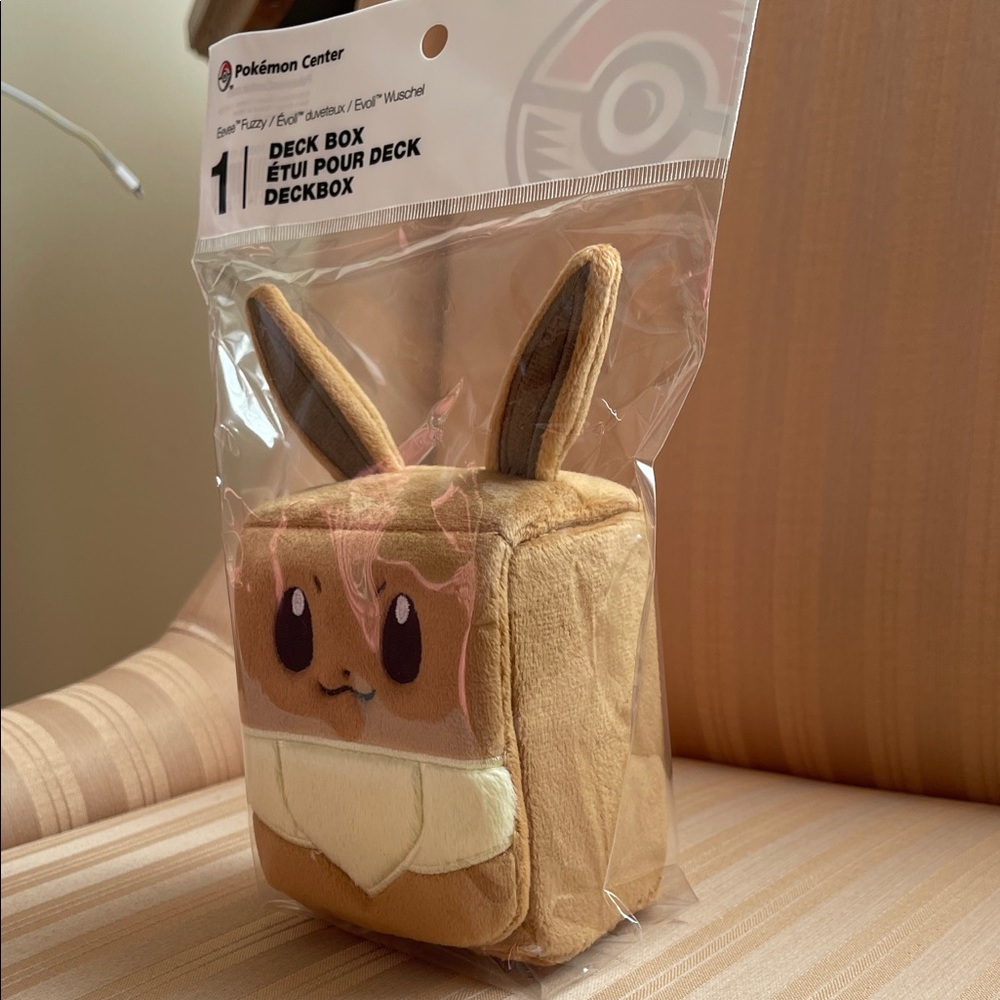 Pokemon Eevee Deck Box - Brown and Cream - Picture 3 of 10